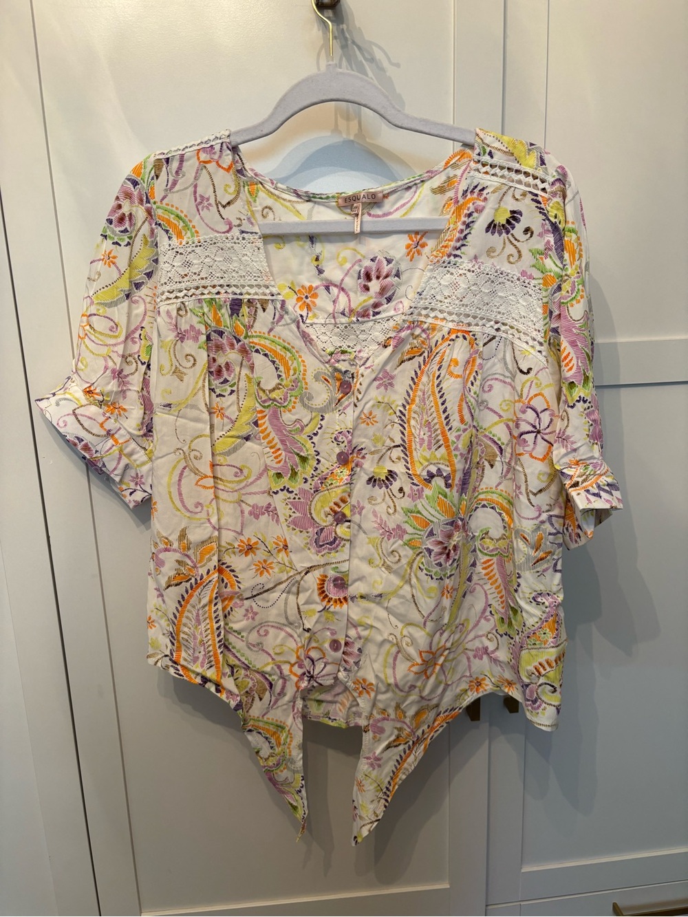 ESQUALO White Floral Paisley Lace Yoke Tie-Front Tunic